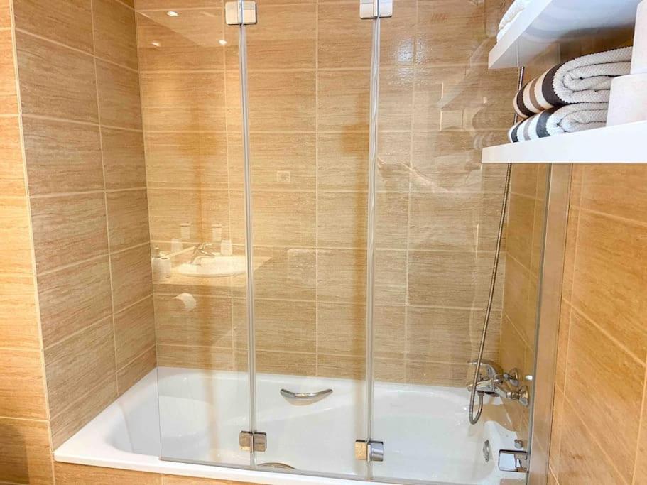 Appartement Luxurious 2 Bedroom Apartment, Puerto Banus, Two Beautifull Swimmingpools