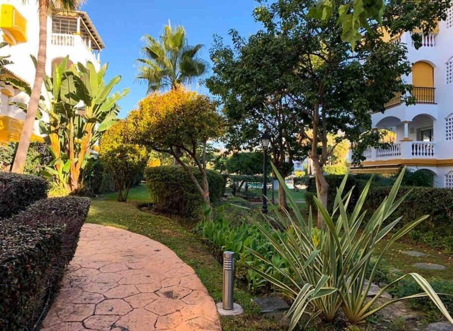 Appartement Luxurious 2 Bedroom Apartment, Puerto Banus, Two Beautifull Swimmingpools